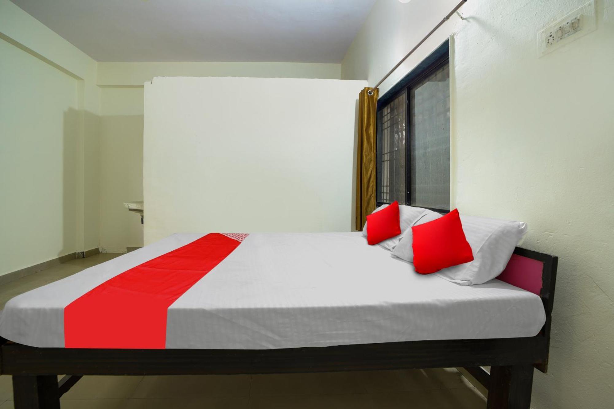 Oyo Flagship Hotel The Grand Lotus Aurangabad  Buitenkant foto