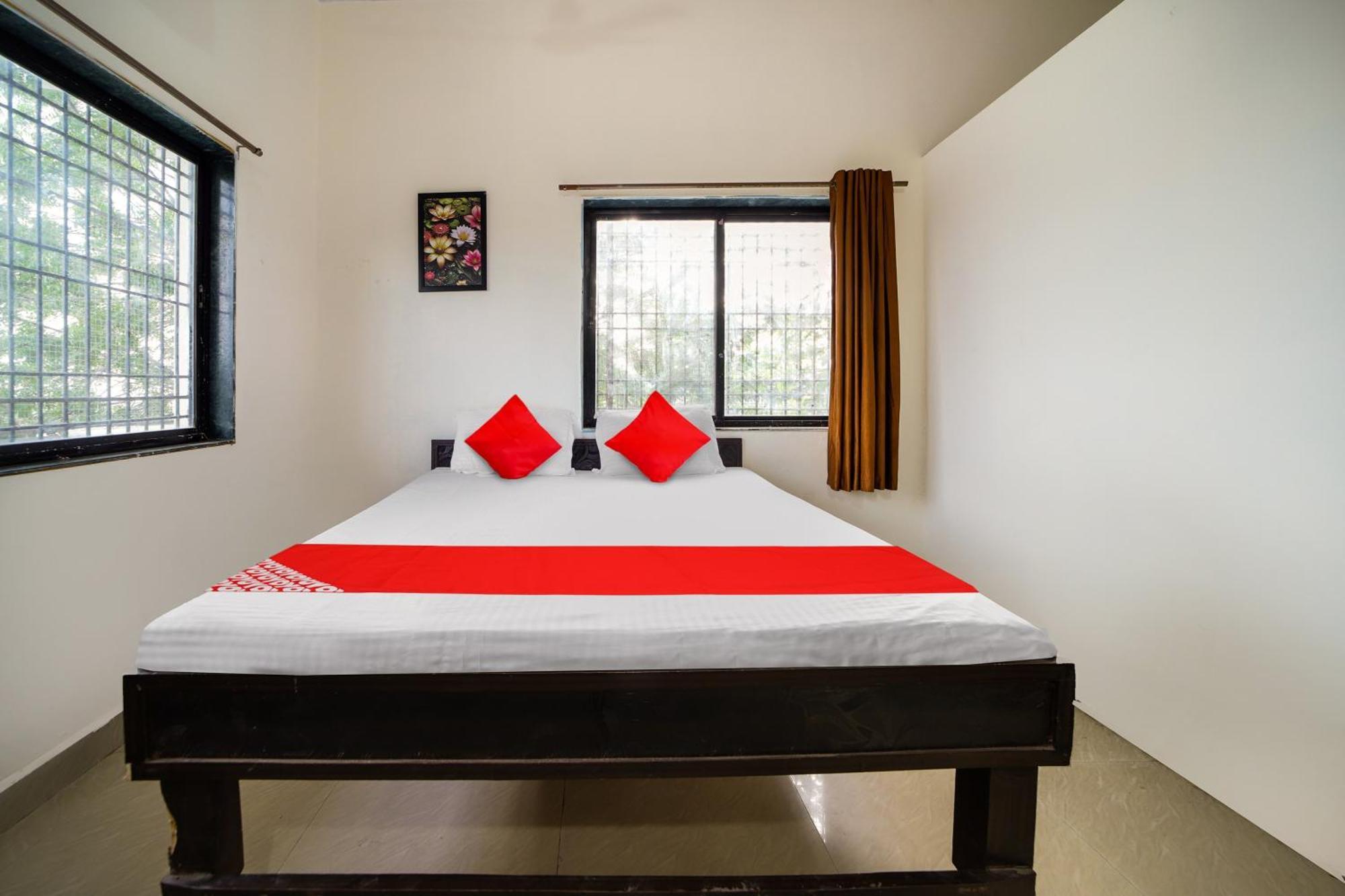 Oyo Flagship Hotel The Grand Lotus Aurangabad  Buitenkant foto