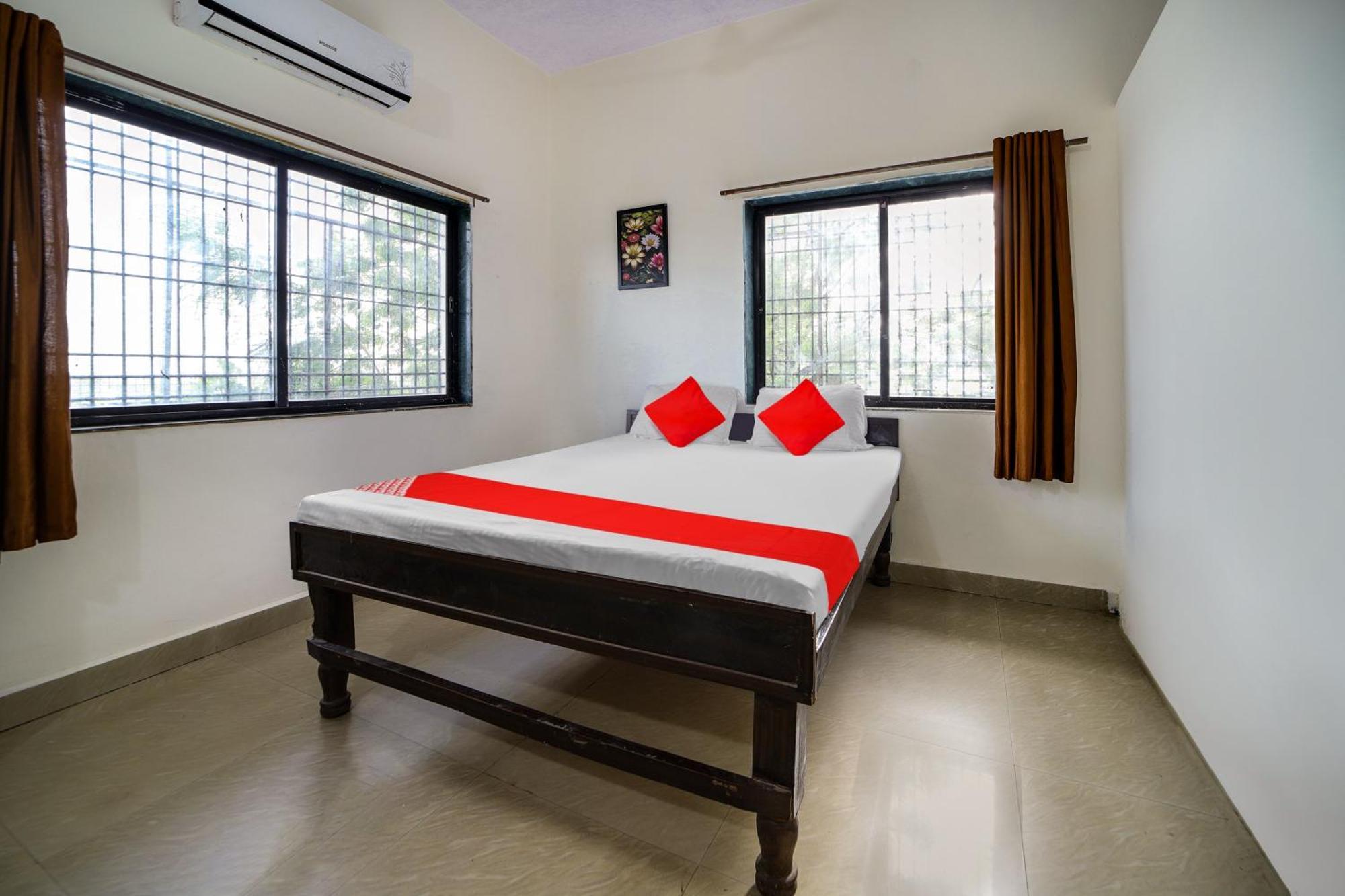 Oyo Flagship Hotel The Grand Lotus Aurangabad  Buitenkant foto