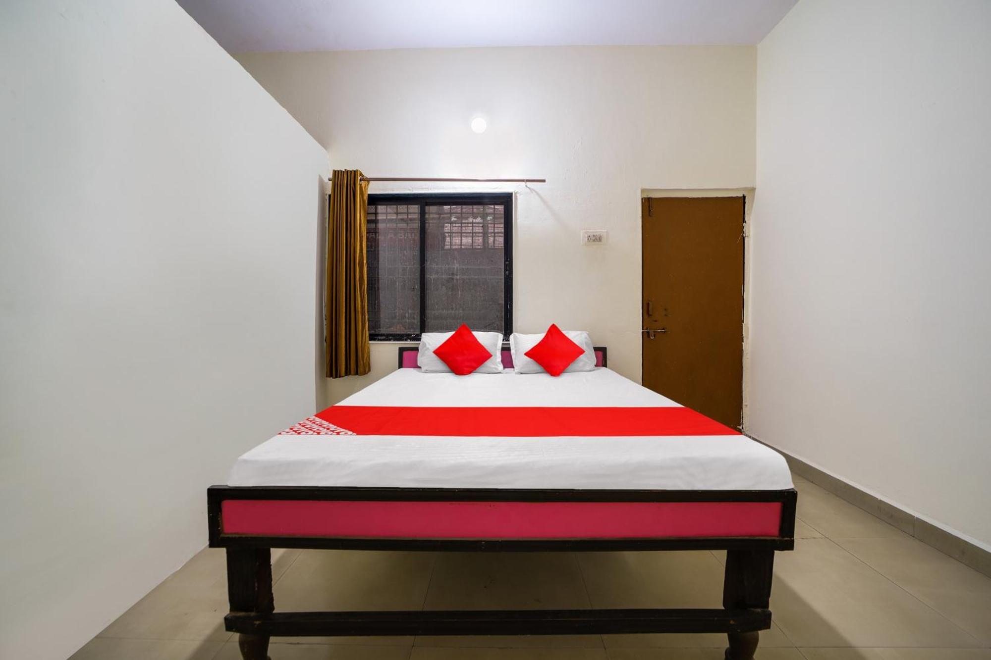 Oyo Flagship Hotel The Grand Lotus Aurangabad  Buitenkant foto